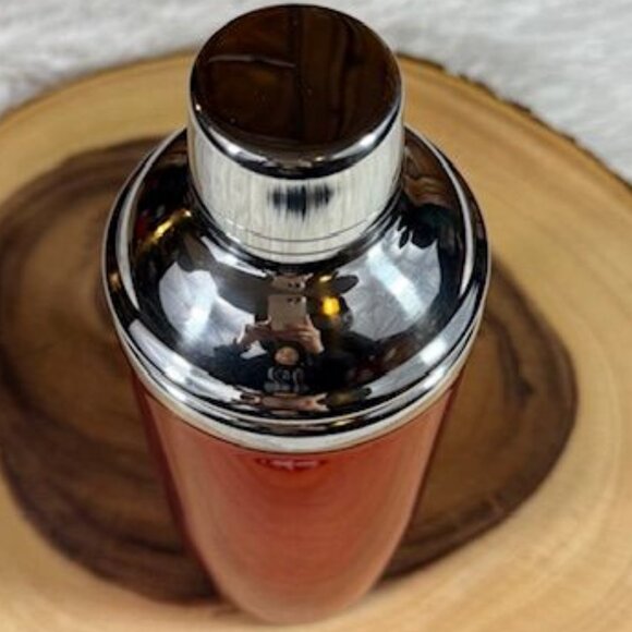 Vintage Casa Moda Red Stainless Steel Lucite Martini Shaker w/ Nonslip Bottom - Picture 7 of 9